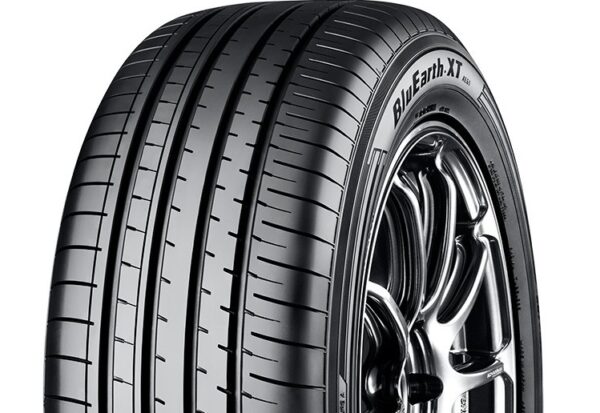 Yokohama BLUEARTH-XT AE61 RPB (Rim Fringe Protection) 235/55/R18