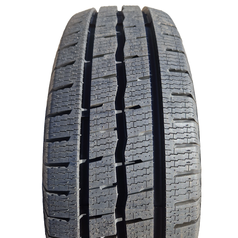 205/70R15C APLUS A869 106/104R