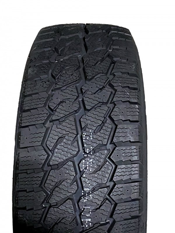 Linglong Green Max Winter Grip Van 2 Studdable 235/60 R17 - Image 2